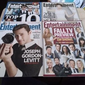 Magazine Set - Multicolor Vintage Years   2013-2014 Entertainment Weekly